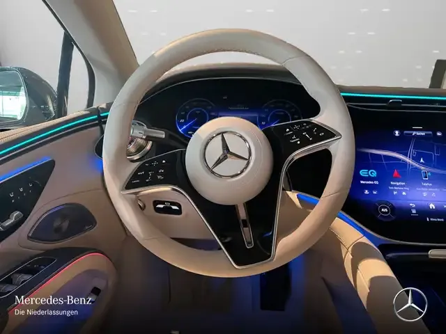 Mercedes-Benz EQS