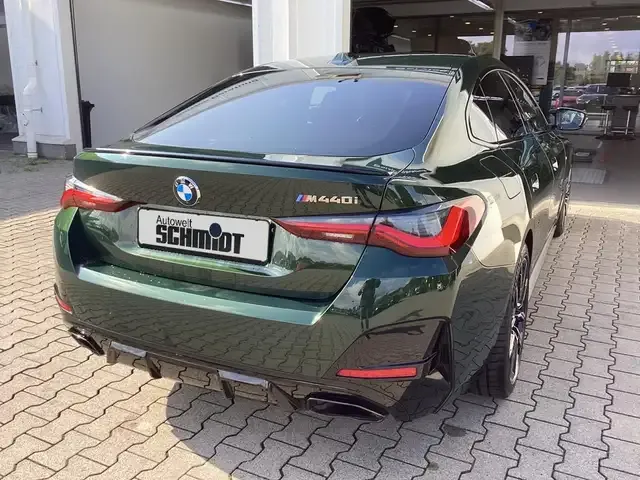 BMW 440