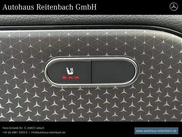 Mercedes-Benz GLA 180