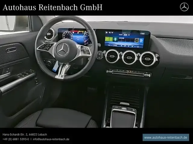 Mercedes-Benz GLA 180