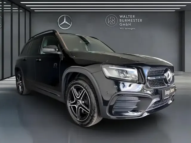 Mercedes-Benz GLB 220