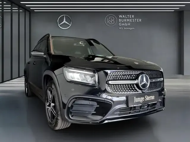 Mercedes-Benz GLB 220