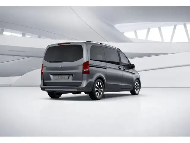 Mercedes-Benz V 220