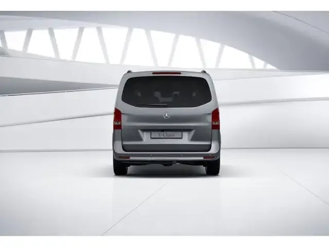 Mercedes-Benz V 220