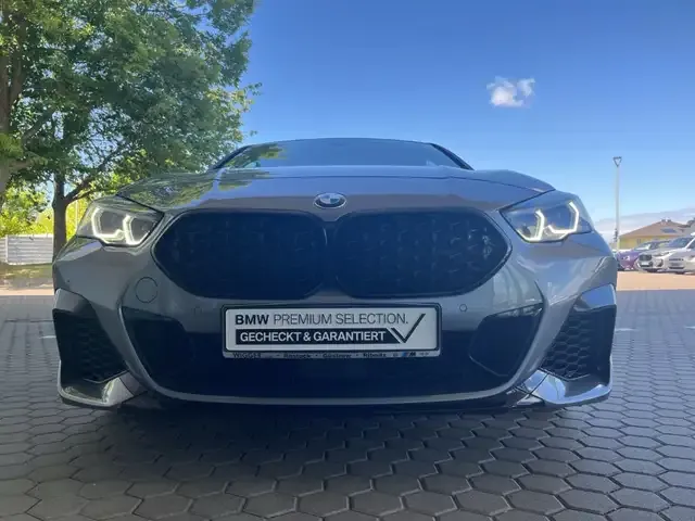 BMW 235