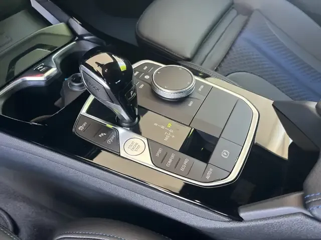 BMW 235