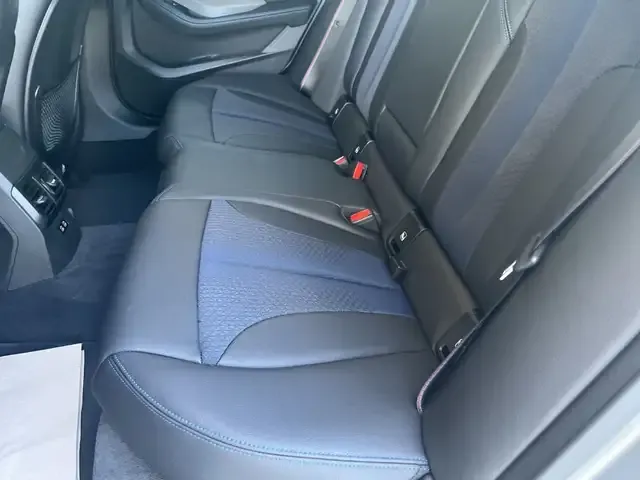 BMW 235