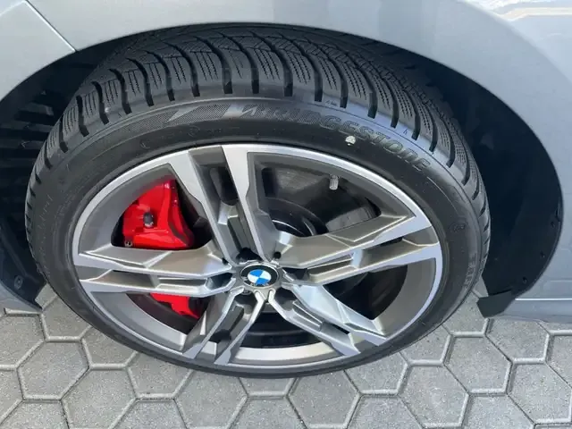 BMW 235