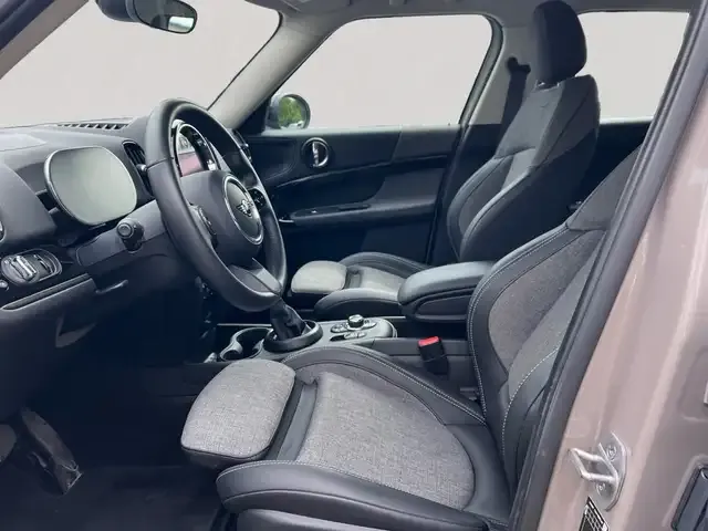 MINI Cooper SE Countryman
