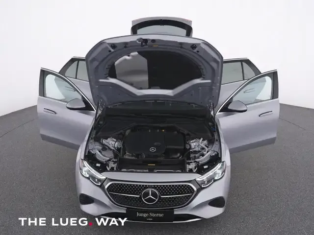 Mercedes-Benz E 220