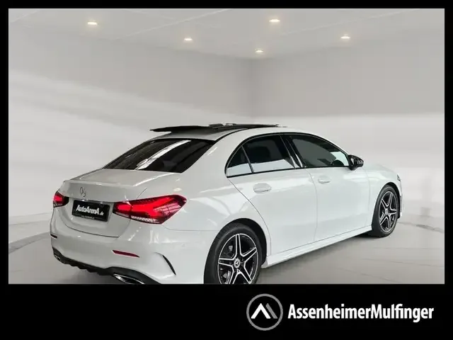 Mercedes-Benz A 180