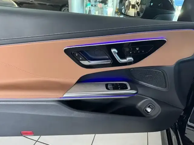 Mercedes-Benz CLE 200