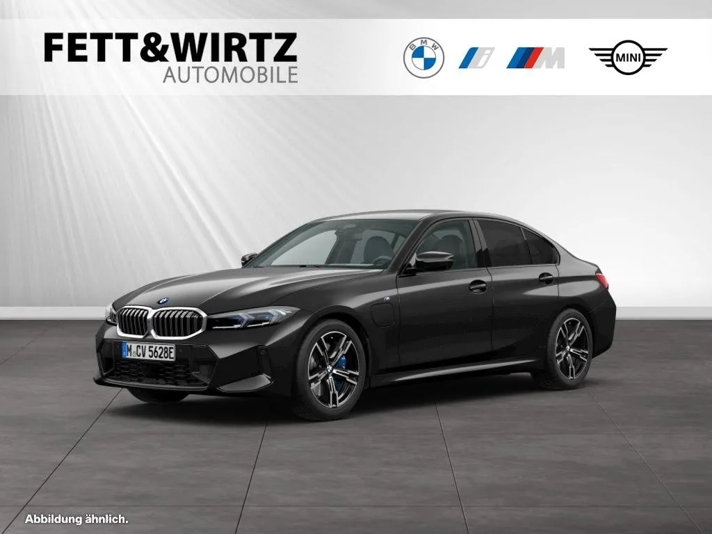 BMW 330