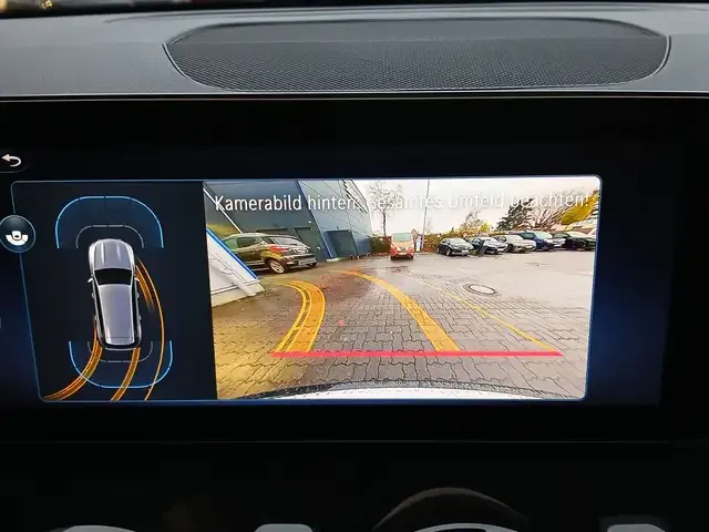 Mercedes-Benz GLB 200