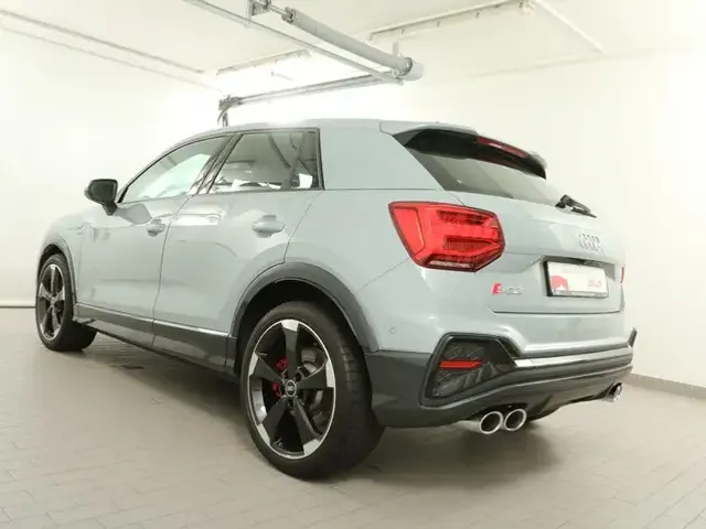 Audi SQ2