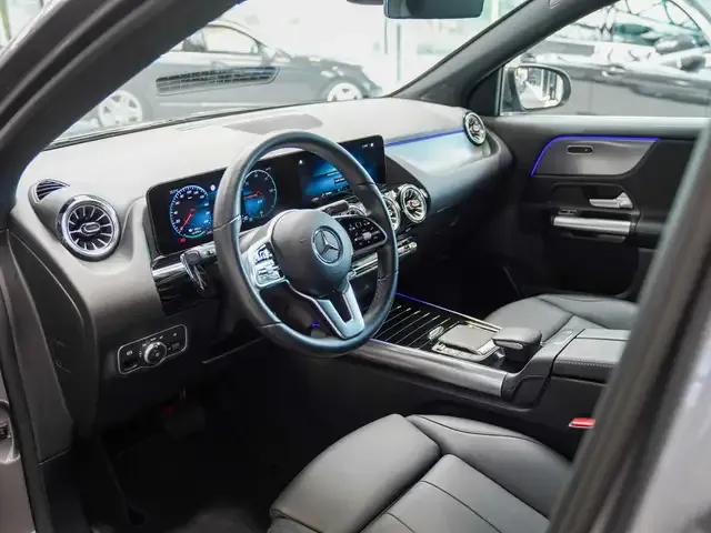 Mercedes-Benz EQA 250