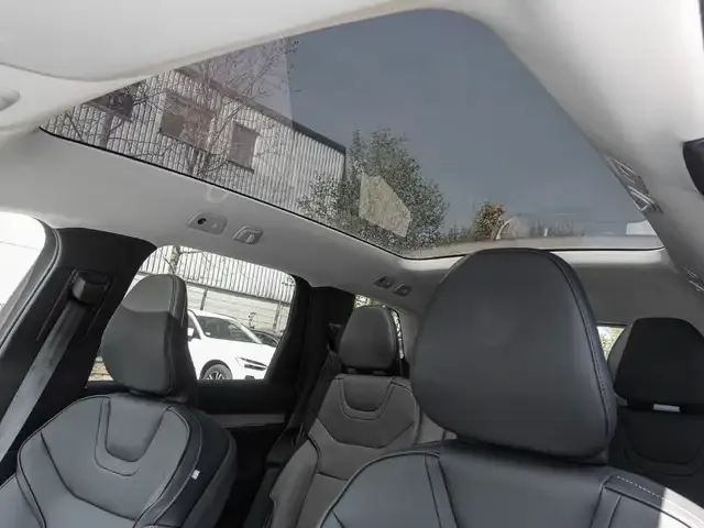 Volvo EX90