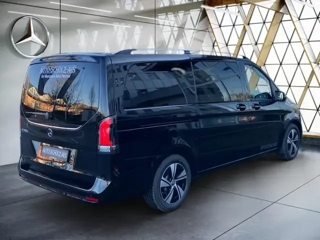 Mercedes-Benz V 250