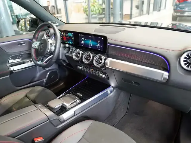 Mercedes-Benz EQB 350