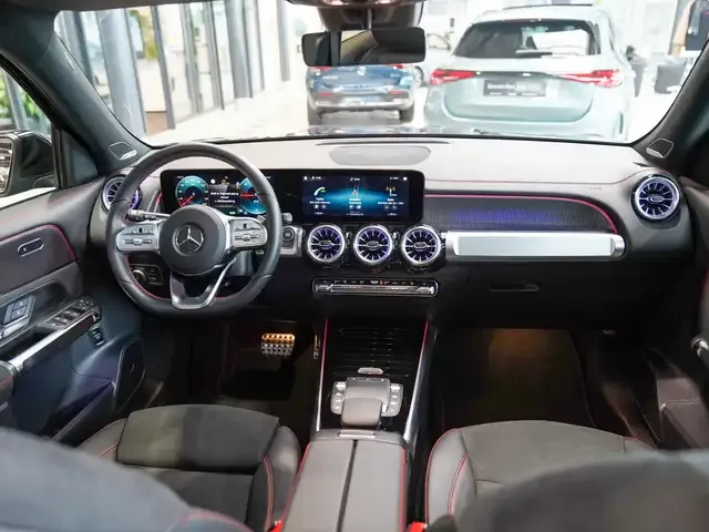 Mercedes-Benz EQB 350