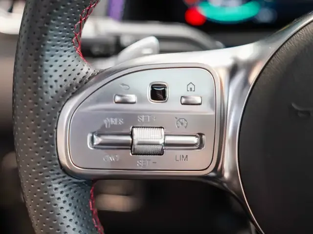 Mercedes-Benz EQB 350