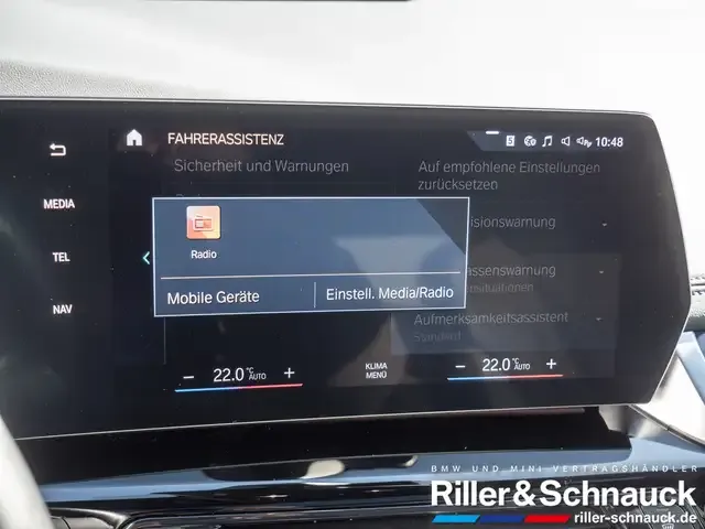BMW 220