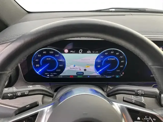 Mercedes-Benz EQV 300