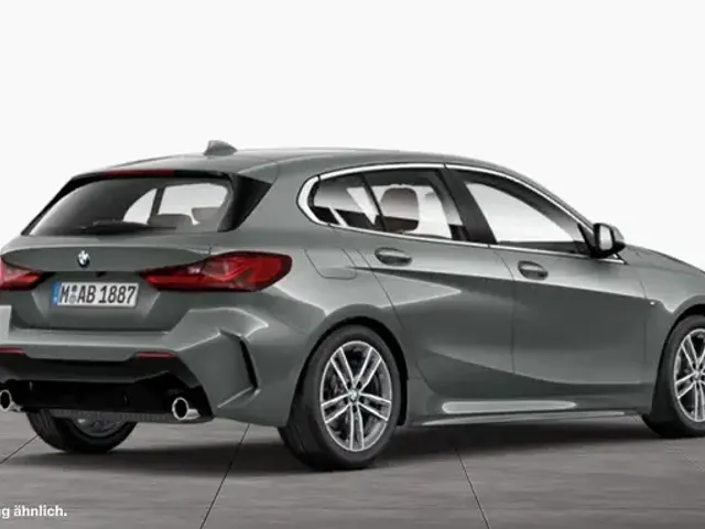 BMW 120