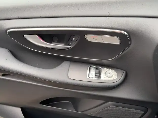 Mercedes-Benz EQV 300