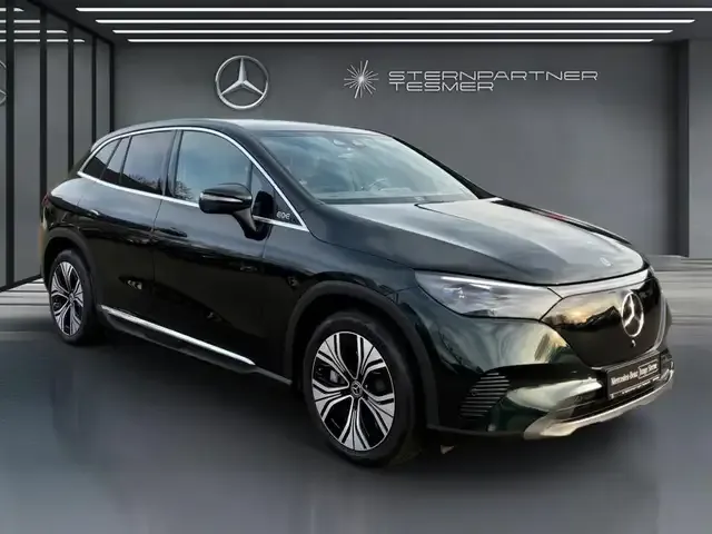 Mercedes-Benz EQE SUV