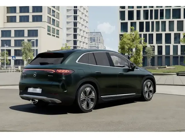 Mercedes-Benz EQE SUV