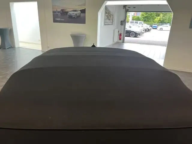 MINI John Cooper Works Cabrio