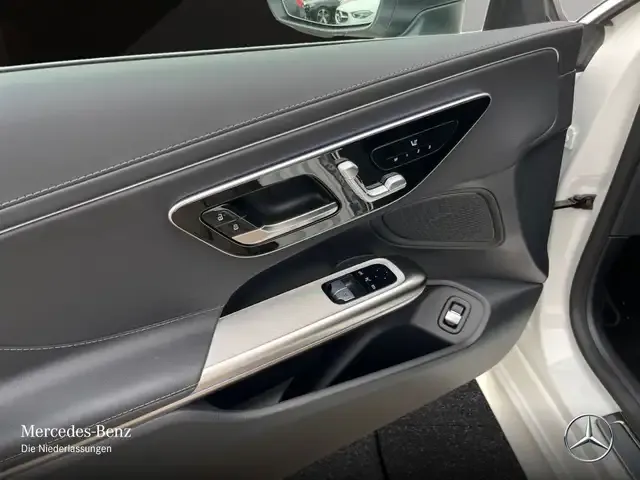 Mercedes-Benz CLE 180