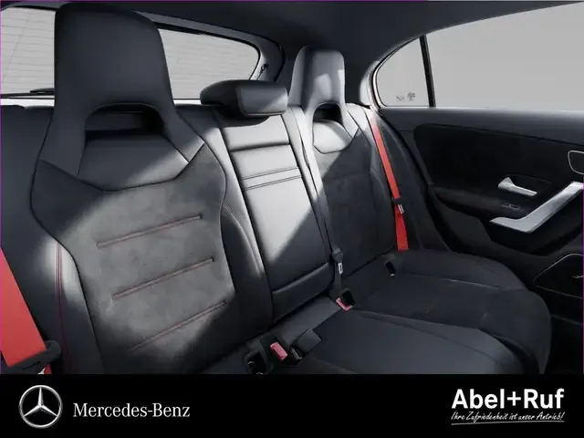 Mercedes-Benz A 45 AMG