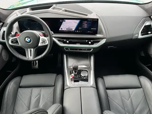 BMW XM