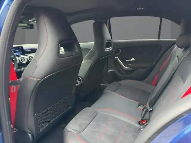 Mercedes-Benz A 45 AMG