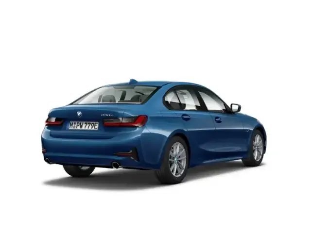 BMW 330