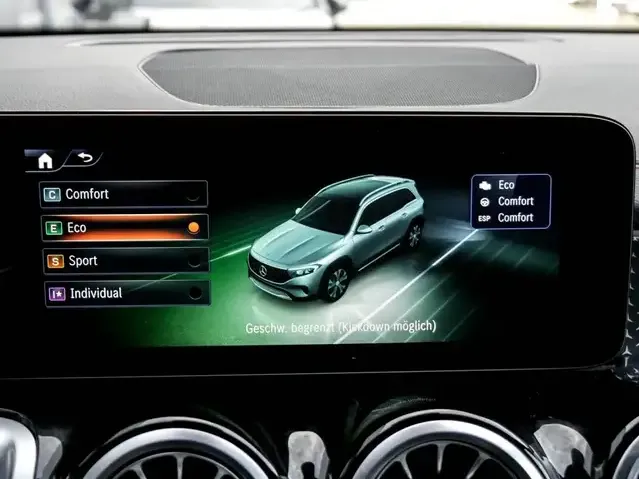 Mercedes-Benz EQB 350