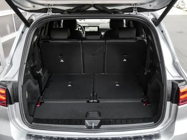 Mercedes-Benz EQB 350