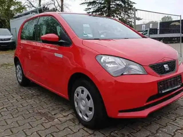 SEAT Mii