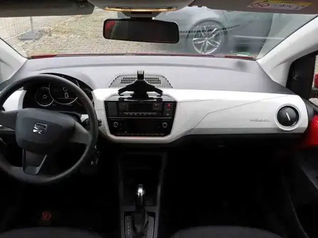SEAT Mii