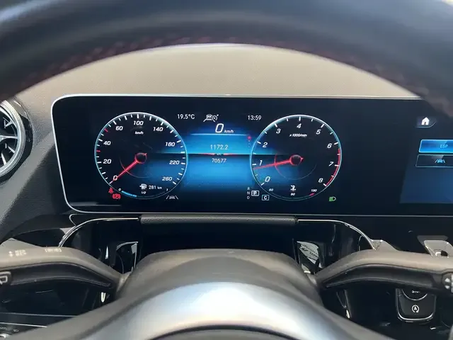 Mercedes-Benz B 200