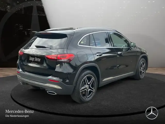 Mercedes-Benz GLA 250