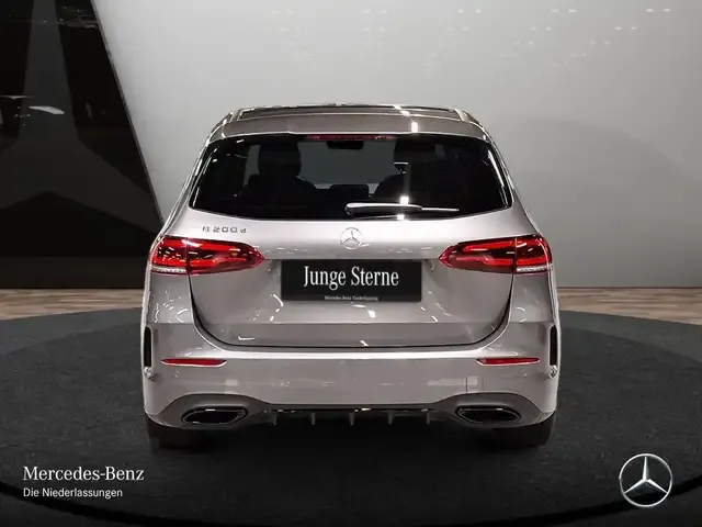 Mercedes-Benz B 200