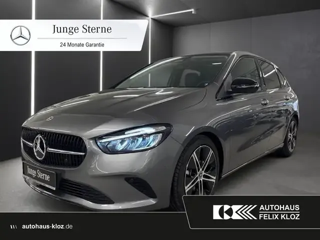 Mercedes-Benz B 220