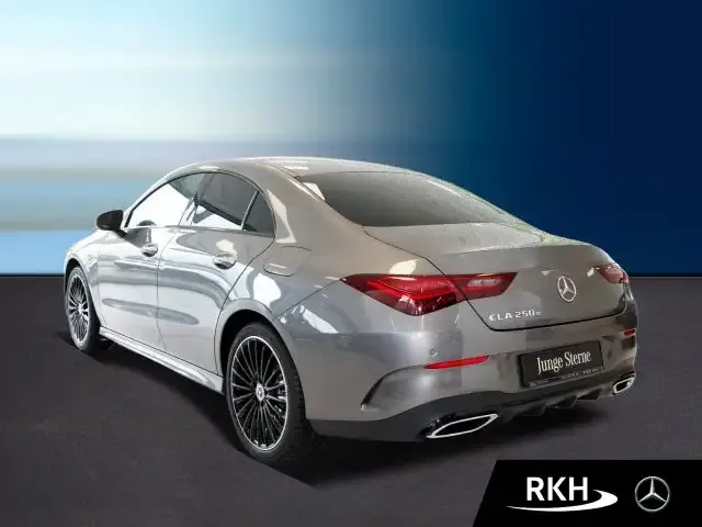 Mercedes-Benz CLA 250
