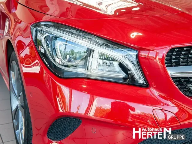 Mercedes-Benz CLA 180