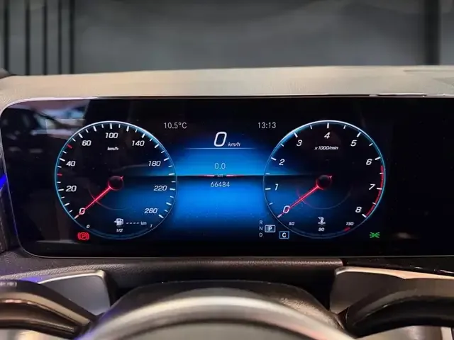 Mercedes-Benz GLB 200