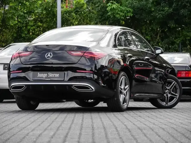 Mercedes-Benz CLA 250
