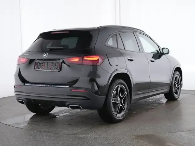 Mercedes-Benz GLA 250